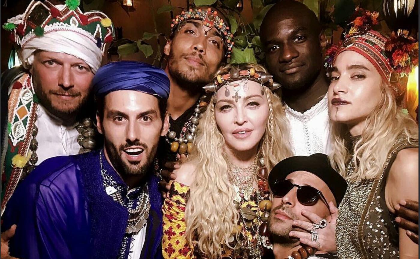 Marrakech attire les célébrités en masse cet été